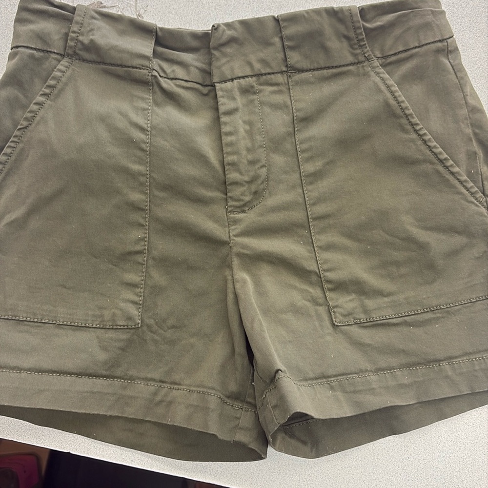 Sanctuary standard surplus women’s shorts in olive green, size 25 waist